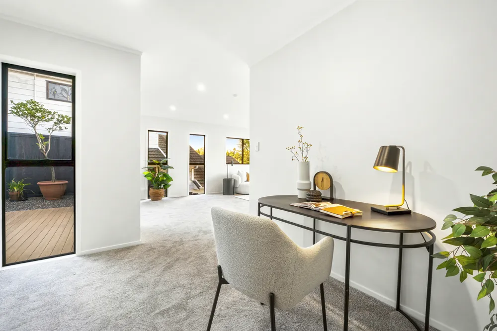 Photos of 105 Chelsea View Drive