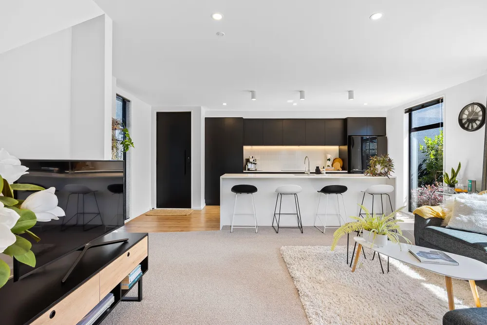 Photos of 93 Innes Road