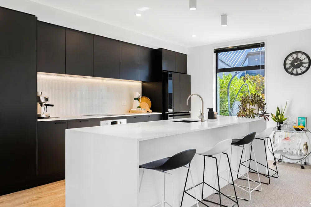 Photos of 93 Innes Road