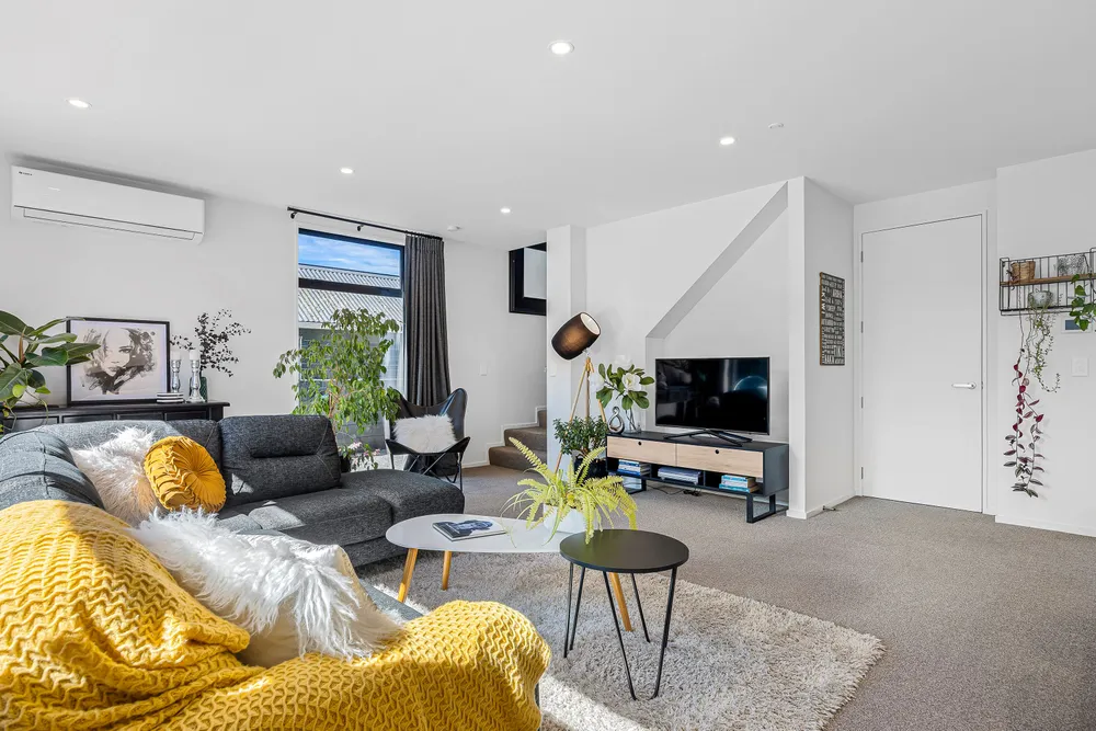 Photos of 93 Innes Road