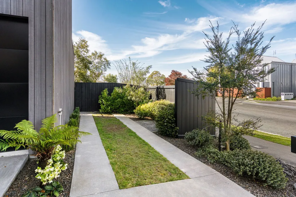 Photos of 93 Innes Road