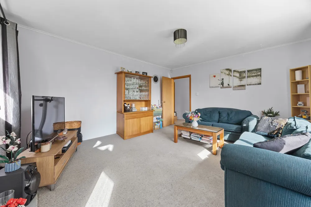 Photos of 108 Ruawai Road