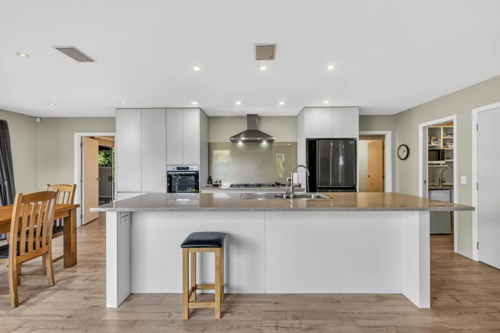 Photos of 72 Jellicoe Drive