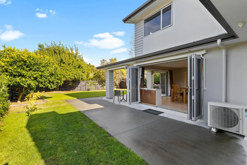 Photos of 72 Jellicoe Drive