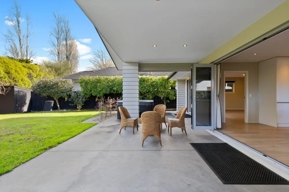 Photos of 72 Jellicoe Drive