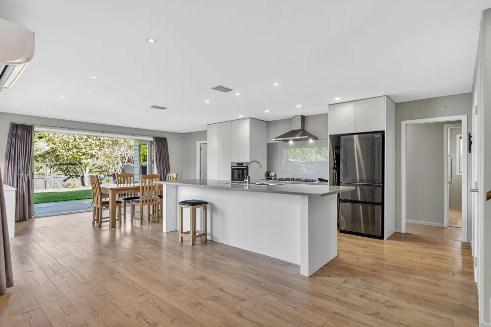 Photos of 72 Jellicoe Drive