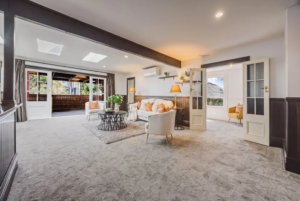 Photos of 17 Blockhouse Bay Road