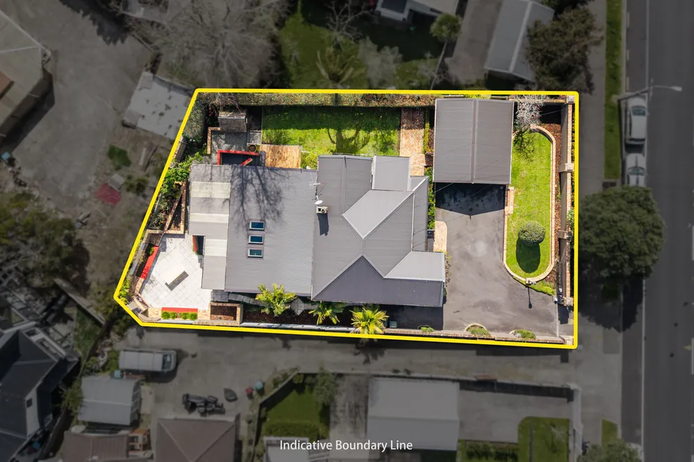 Photos of 17 Blockhouse Bay Road