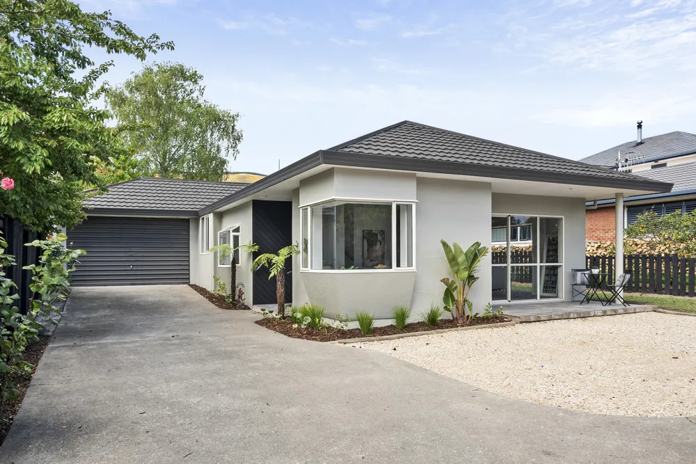 Photos of 49A William Street