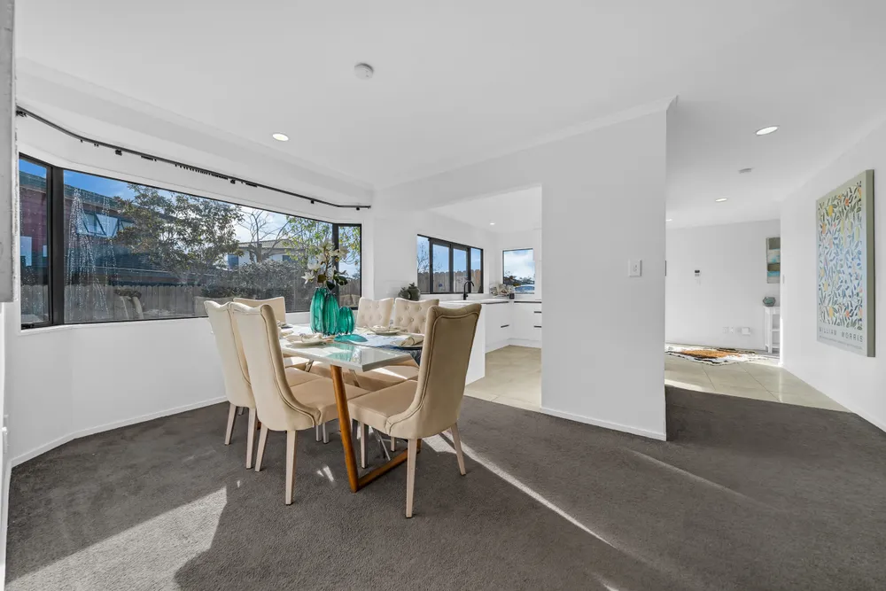 Photos of 2/12 Solana Court