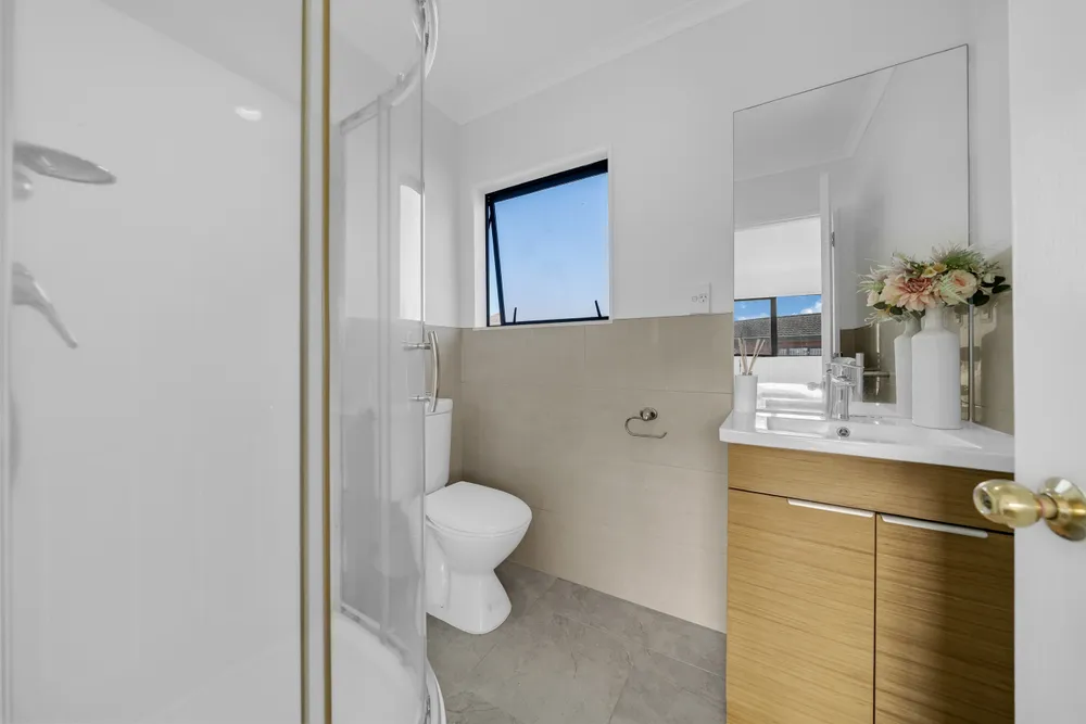 Photos of 2/12 Solana Court