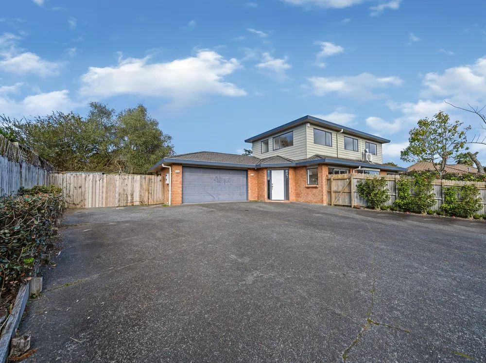Photos of 2/12 Solana Court