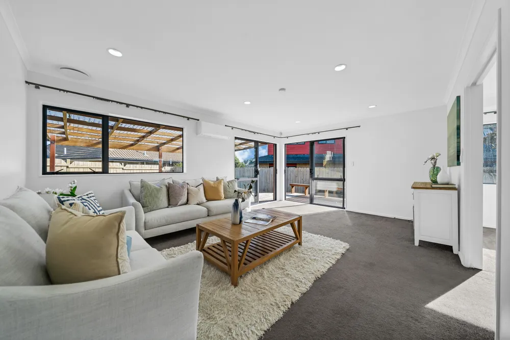 Photos of 2/12 Solana Court