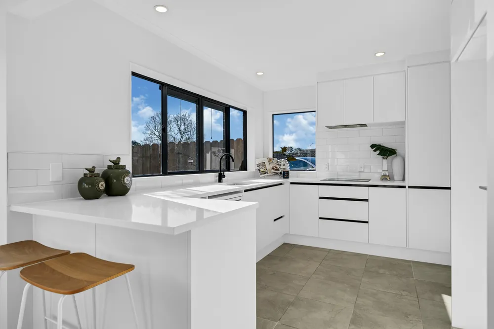 Photos of 2/12 Solana Court
