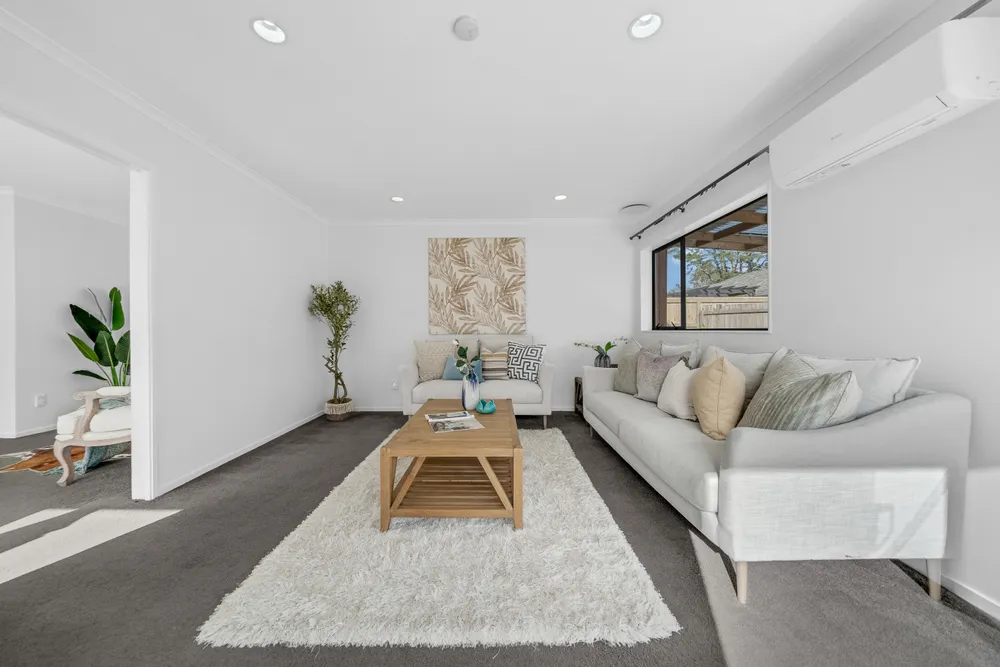 Photos of 2/12 Solana Court