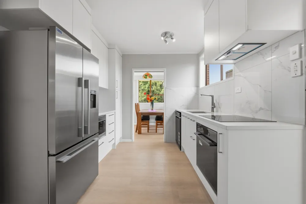 Photos of 9 Claresholm Place