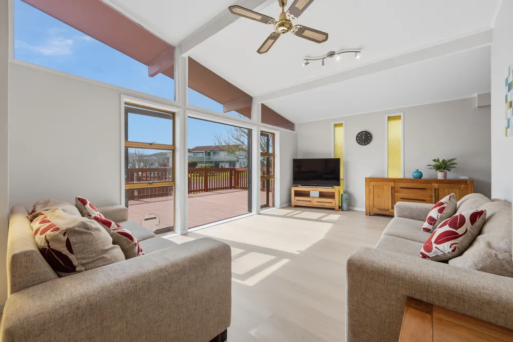 Photos of 9 Claresholm Place