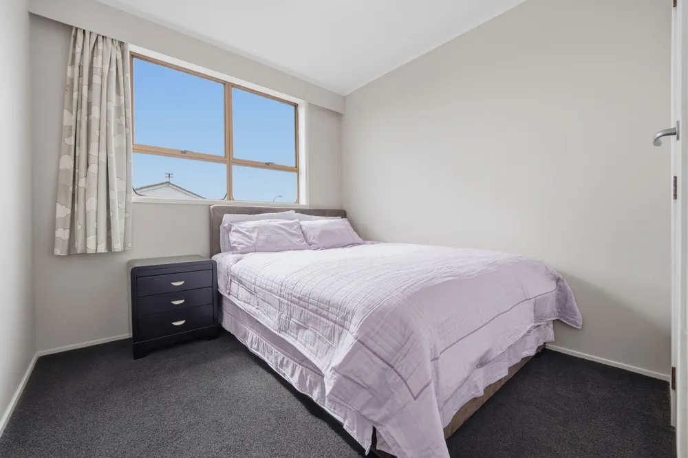 Photos of 9 Claresholm Place