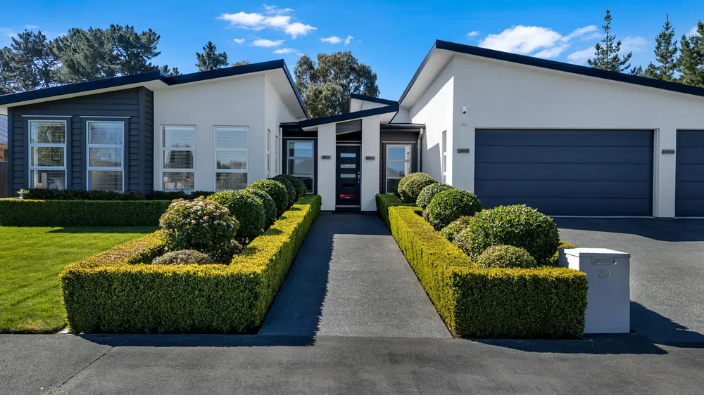 Photos of 29 Hemingway Place