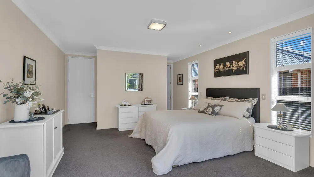 Photos of 29 Hemingway Place
