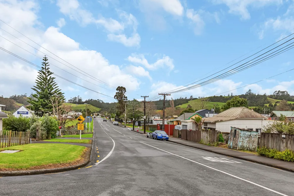 Photos of 2 Valley Road