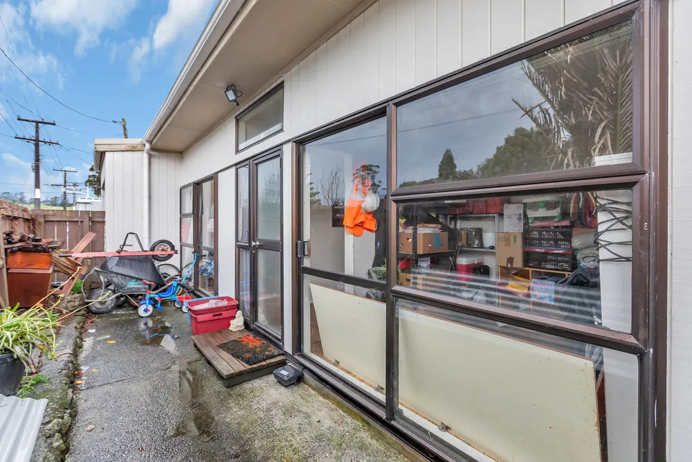 Photos of 2 Valley Road