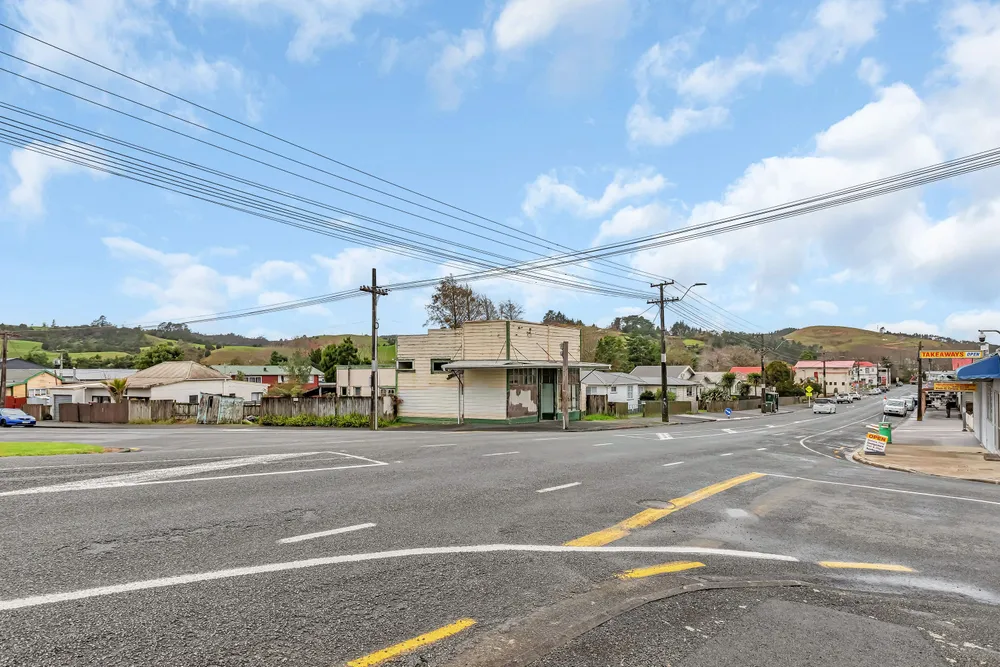 Photos of 2 Valley Road