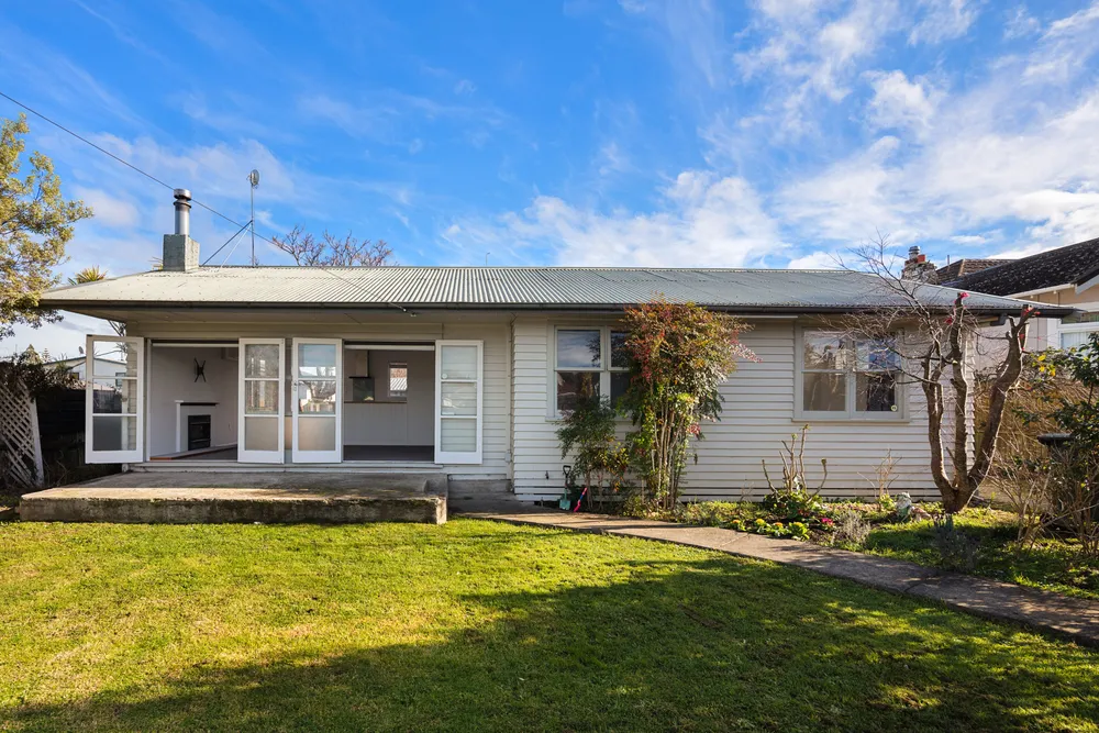 Photos of 6 Devery Street