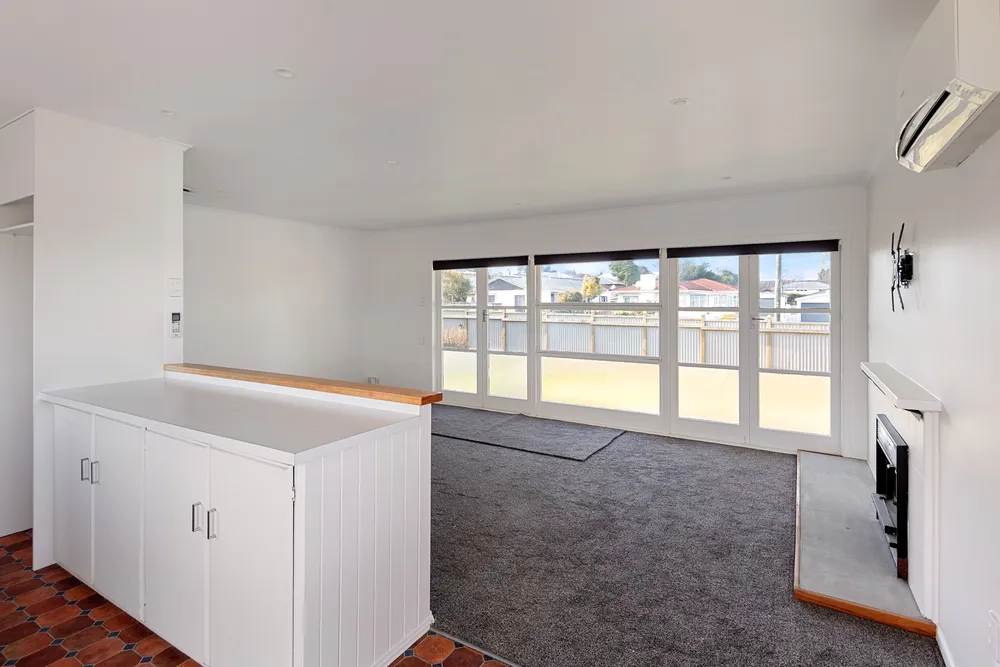 Photos of 6 Devery Street