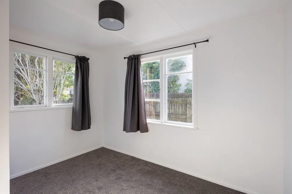 Photos of 6 Devery Street
