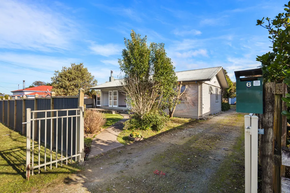 Photos of 6 Devery Street