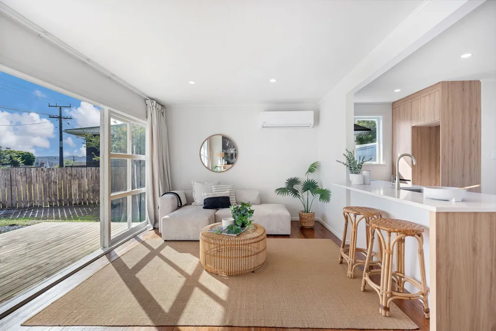 Photos of 47 Clotworthy Crescent