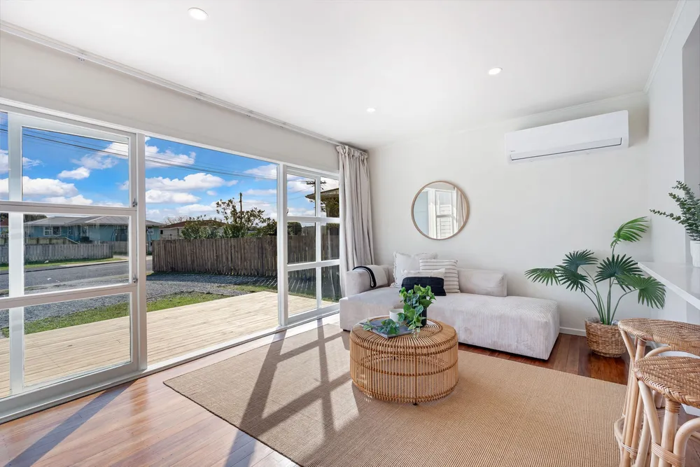 Photos of 47 Clotworthy Crescent