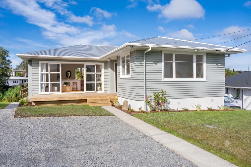 Photos of 47 Clotworthy Crescent