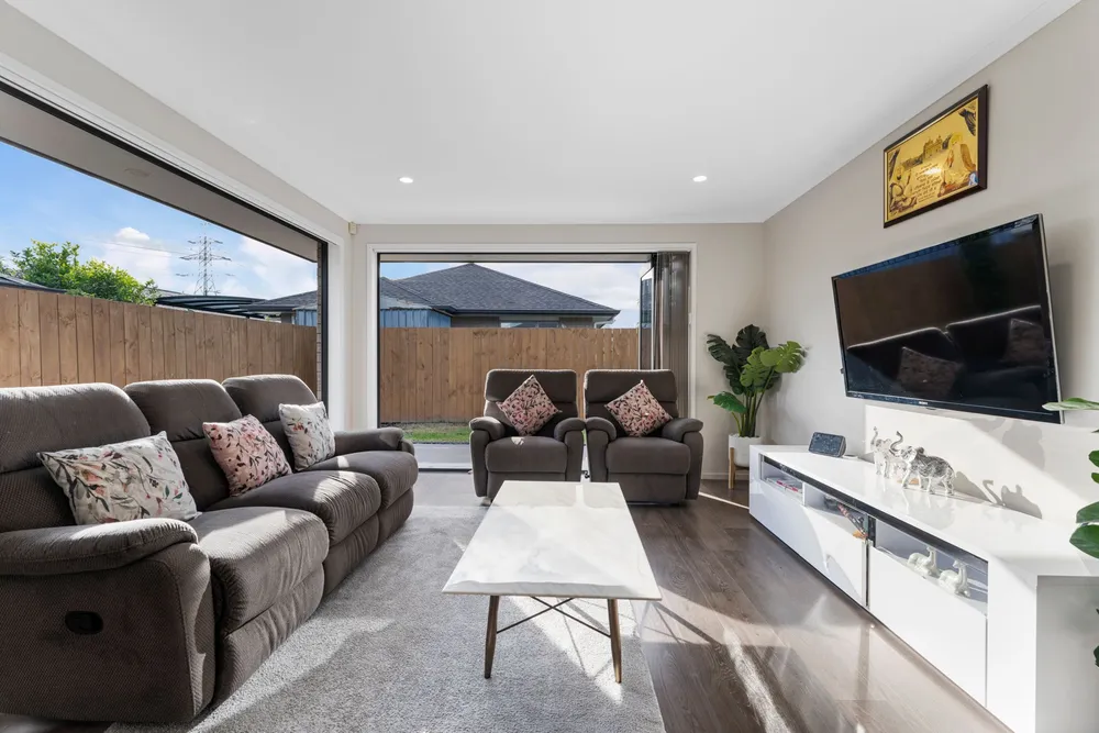 Photos of 9 Dalray Avenue