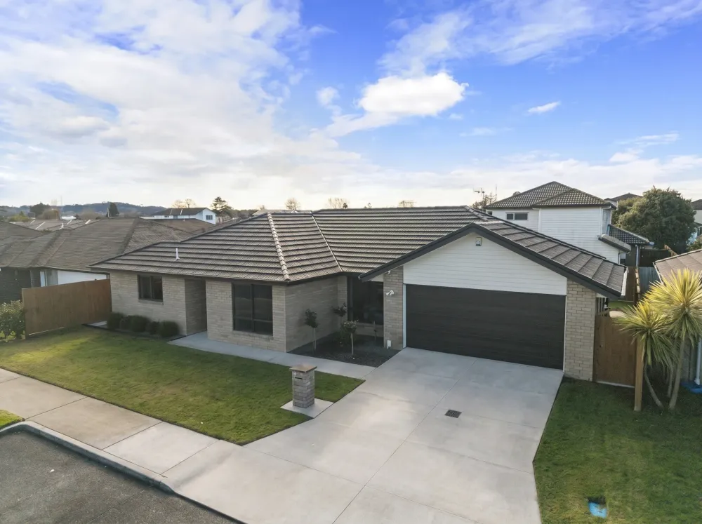 Photos of 9 Dalray Avenue