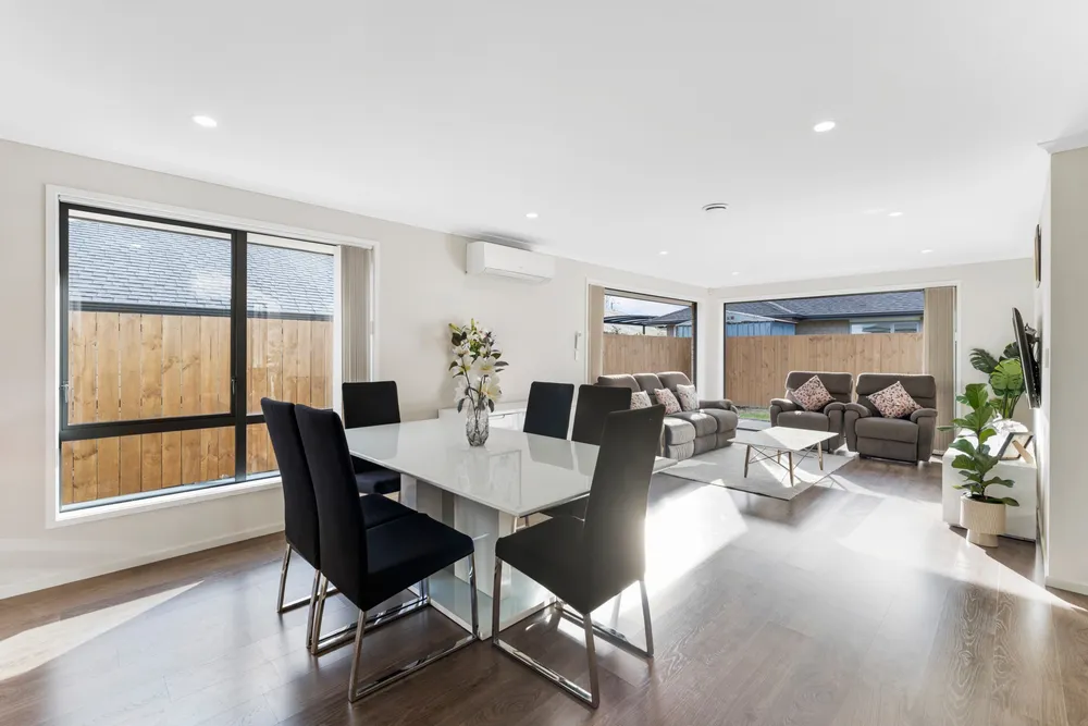 Photos of 9 Dalray Avenue