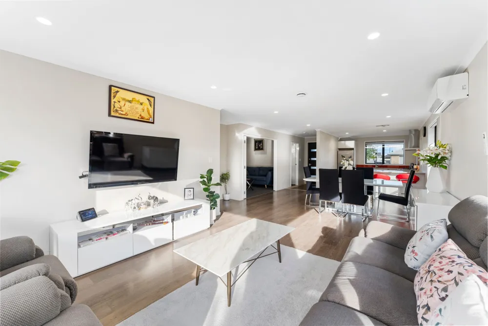 Photos of 9 Dalray Avenue