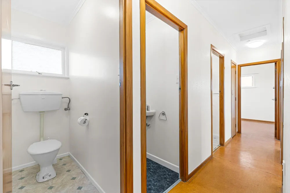Photos of 4257 Great North Road