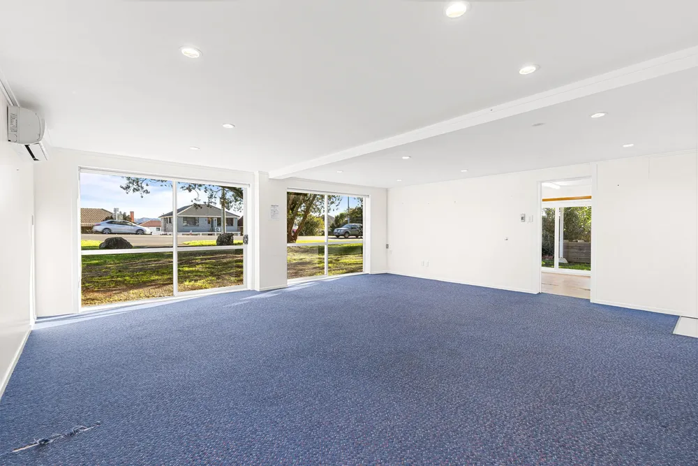 Photos of 4257 Great North Road