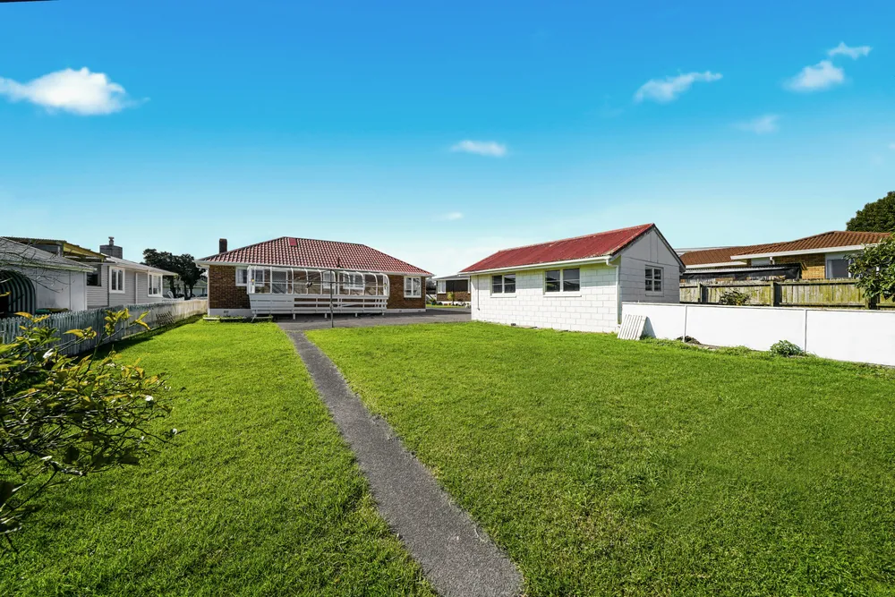 Photos of 6 Vera Road