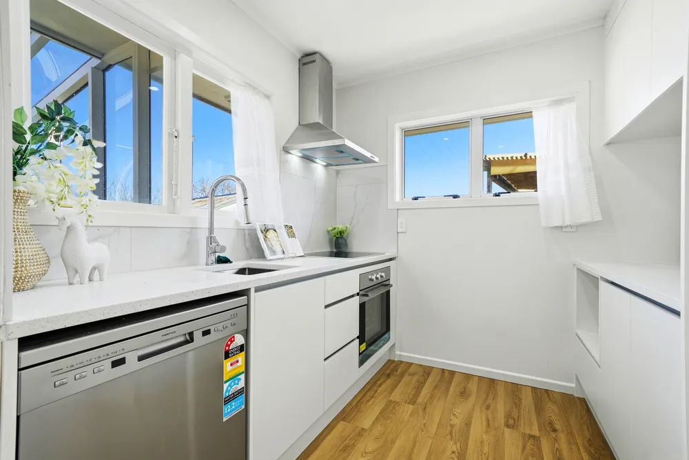 Photos of 6 Vera Road