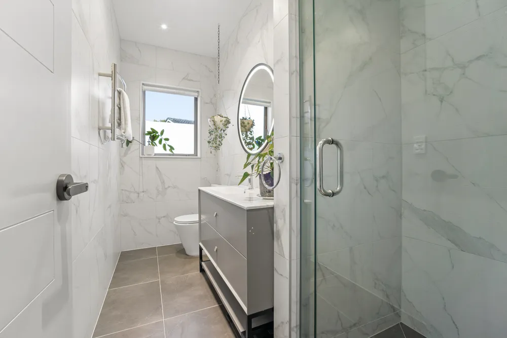Photos of 6 Winhall Rise