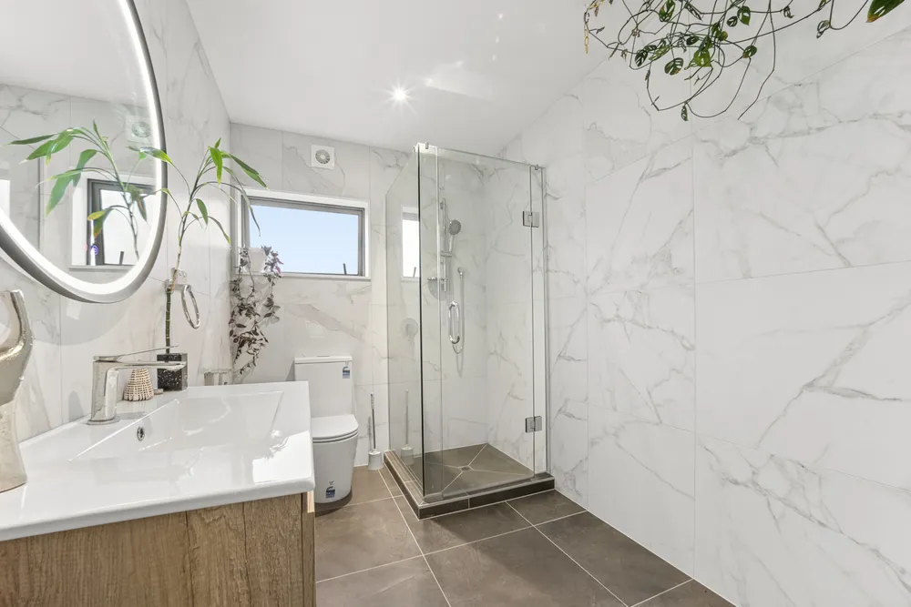 Photos of 6 Winhall Rise