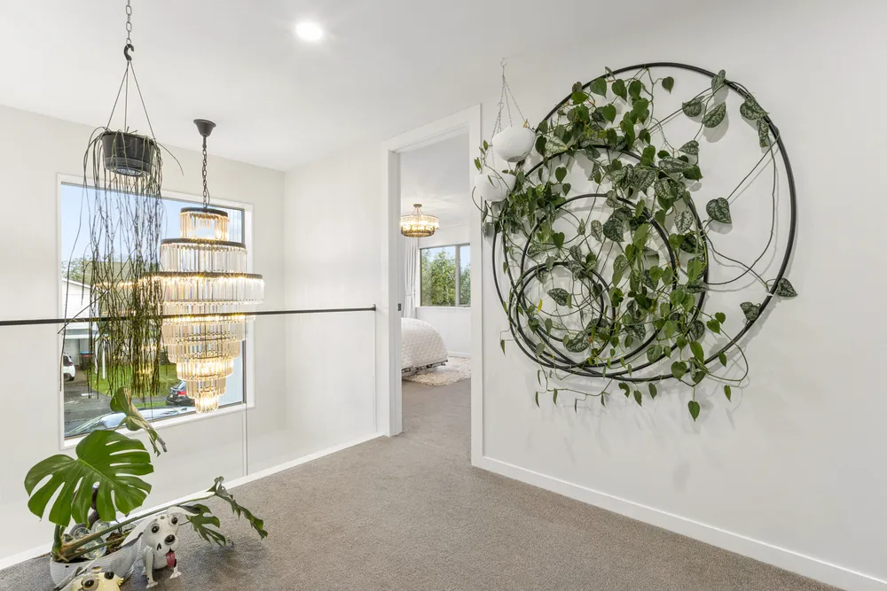 Photos of 6 Winhall Rise