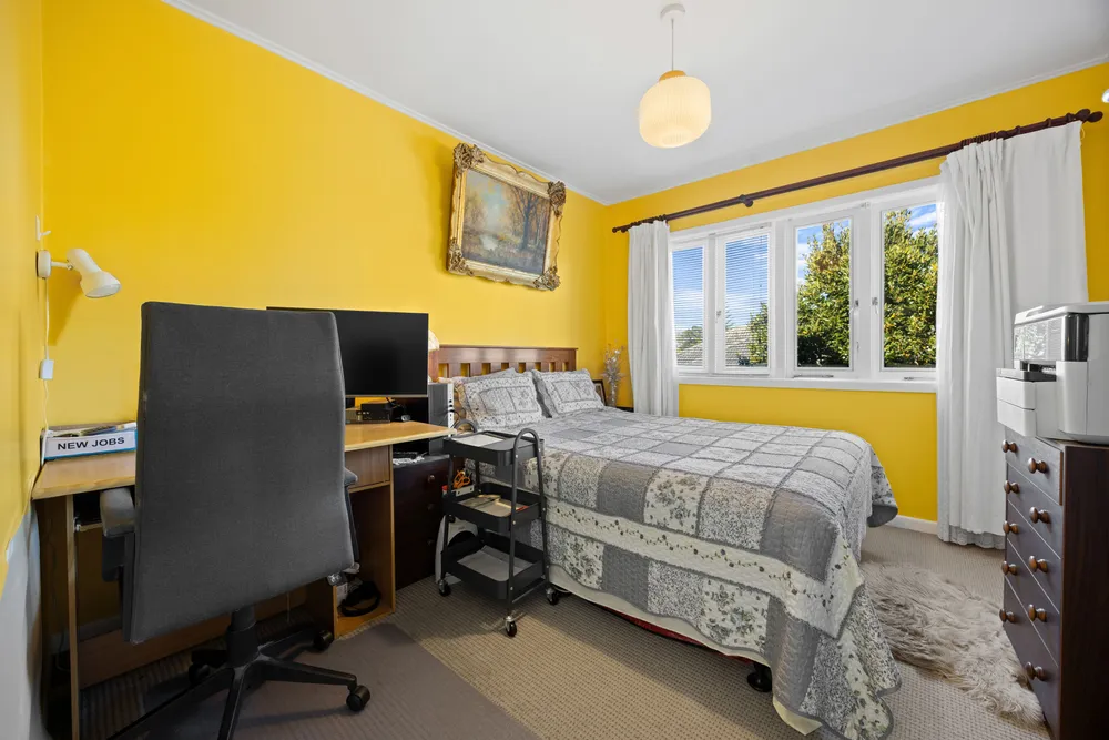 Photos of 30 Meadow Street