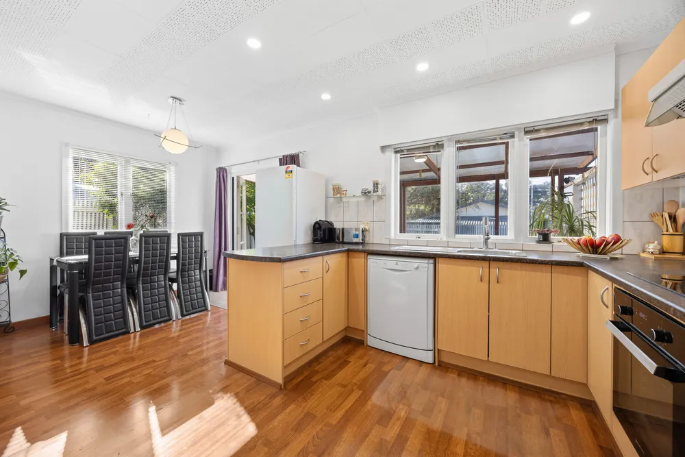 Photos of 30 Meadow Street