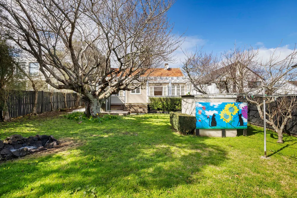 Photos of 9 Range View Road