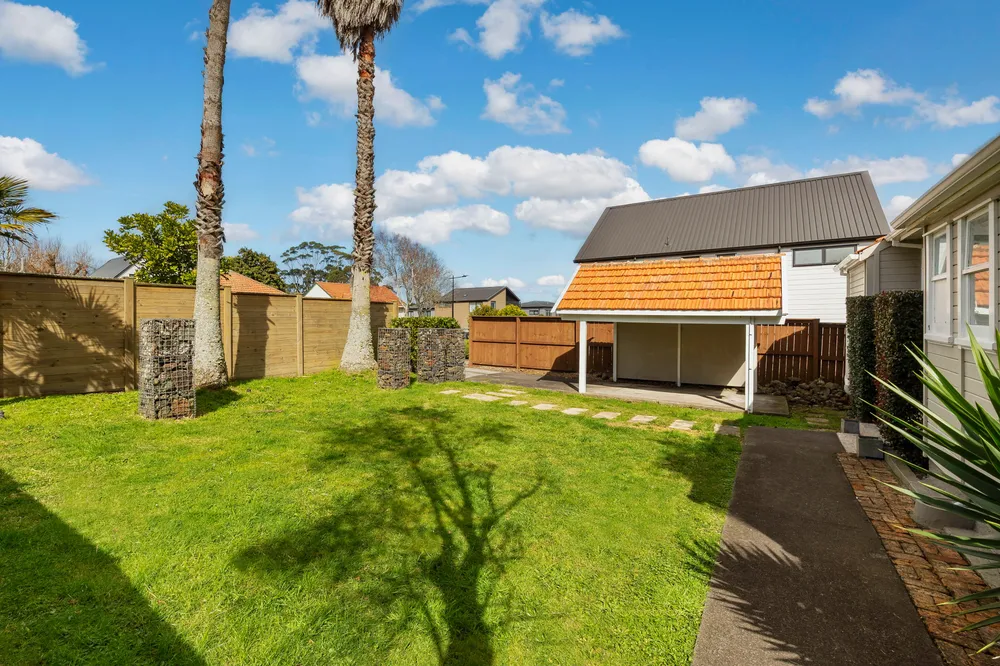 Photos of 9 Range View Road