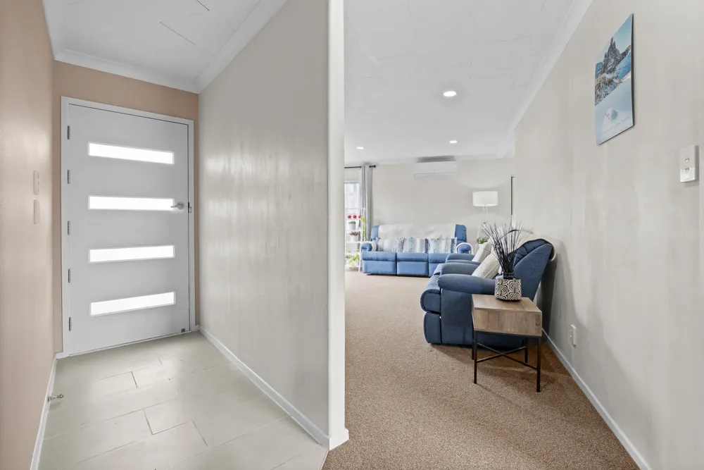Photos of 54 Meadowood Drive